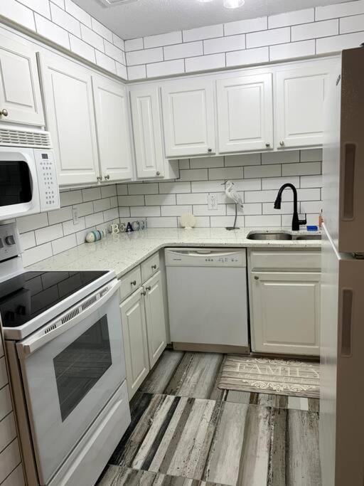 Apartamento Fullyrenovated 1 Min Walk2 Beach.5min To Peir Park